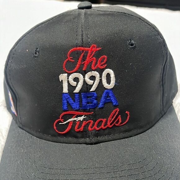 The 1990 NBA Finals Hat - Picture 2 of 6